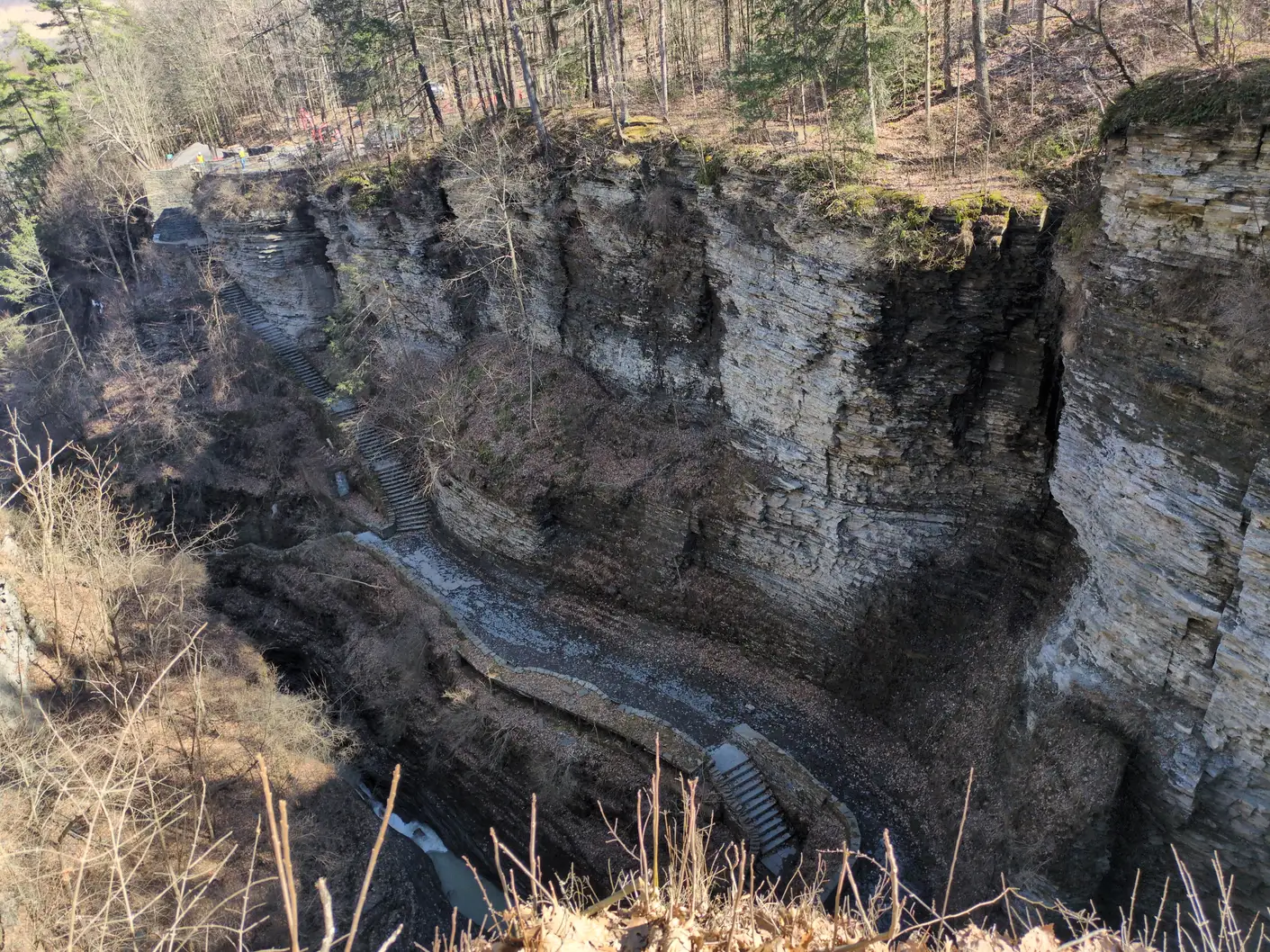 A view into the gorge at Watkins Glen. There are steps carved into the side of the gorge.
